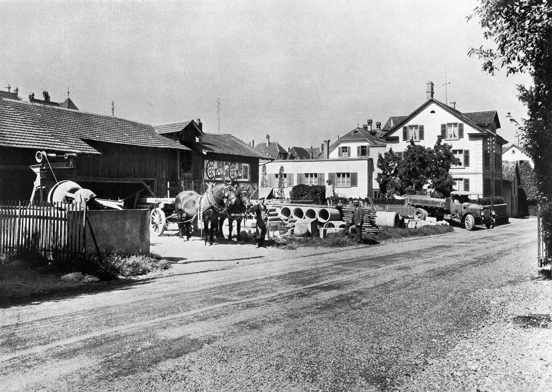 First company headquarters of Halter AG in Altstetten